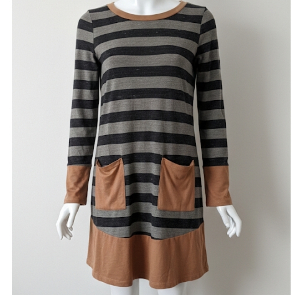 Flamingo Urban Longsleeve Jersey Dress Black & Gray Stripe with Brown Patch Pock